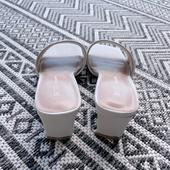 BCBG Leather Kerin Mule - Picture 4 of 11